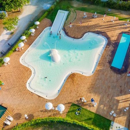Vacanceselect Mobil Homes - Camping Pineta Sul Mare Camping Village Cesenatico Dış mekan fotoğraf