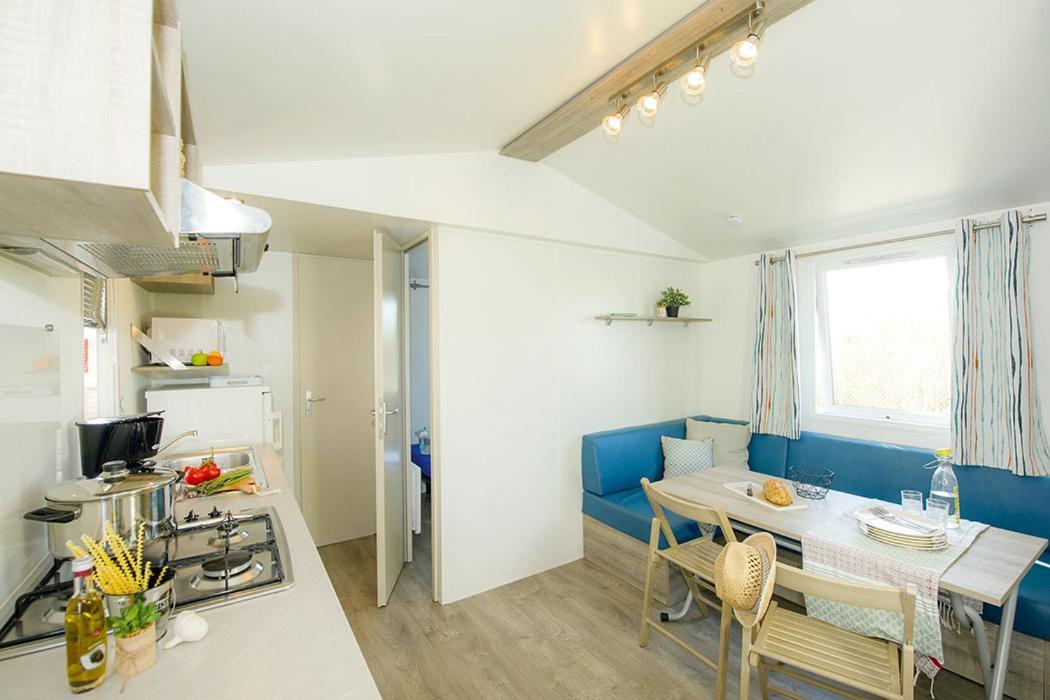 Vacanceselect Mobil Homes - Camping Pineta Sul Mare Camping Village Cesenatico Dış mekan fotoğraf