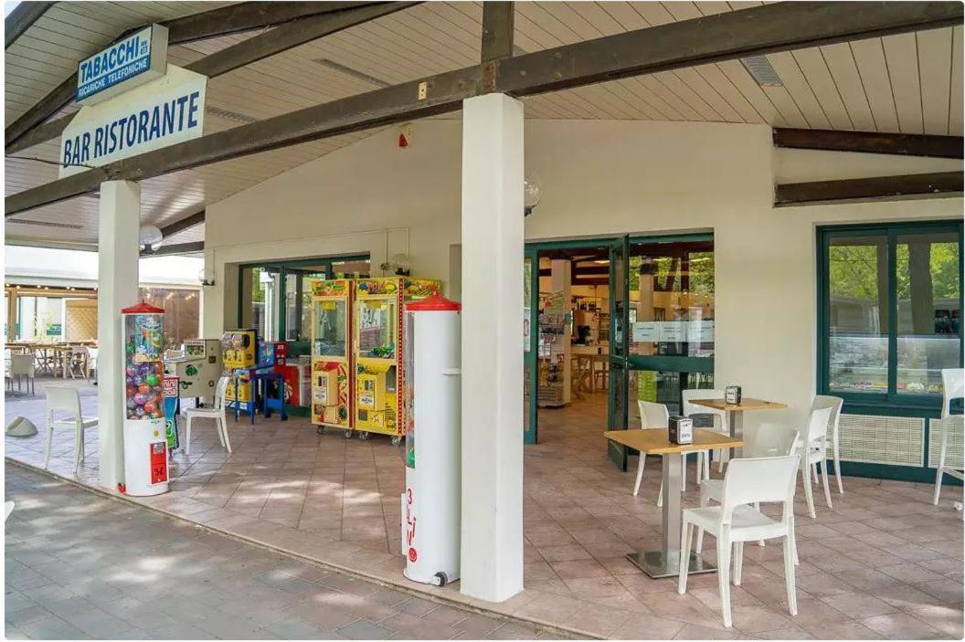 Vacanceselect Mobil Homes - Camping Pineta Sul Mare Camping Village Cesenatico Dış mekan fotoğraf